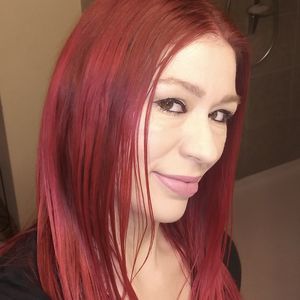 Meet your Posher, Leslie